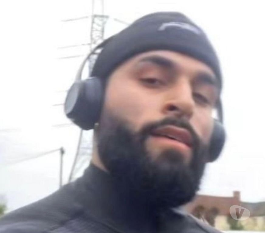 Gay Dating West Yorkshire Leeds - Photos for MIXED LAD BOTTOM