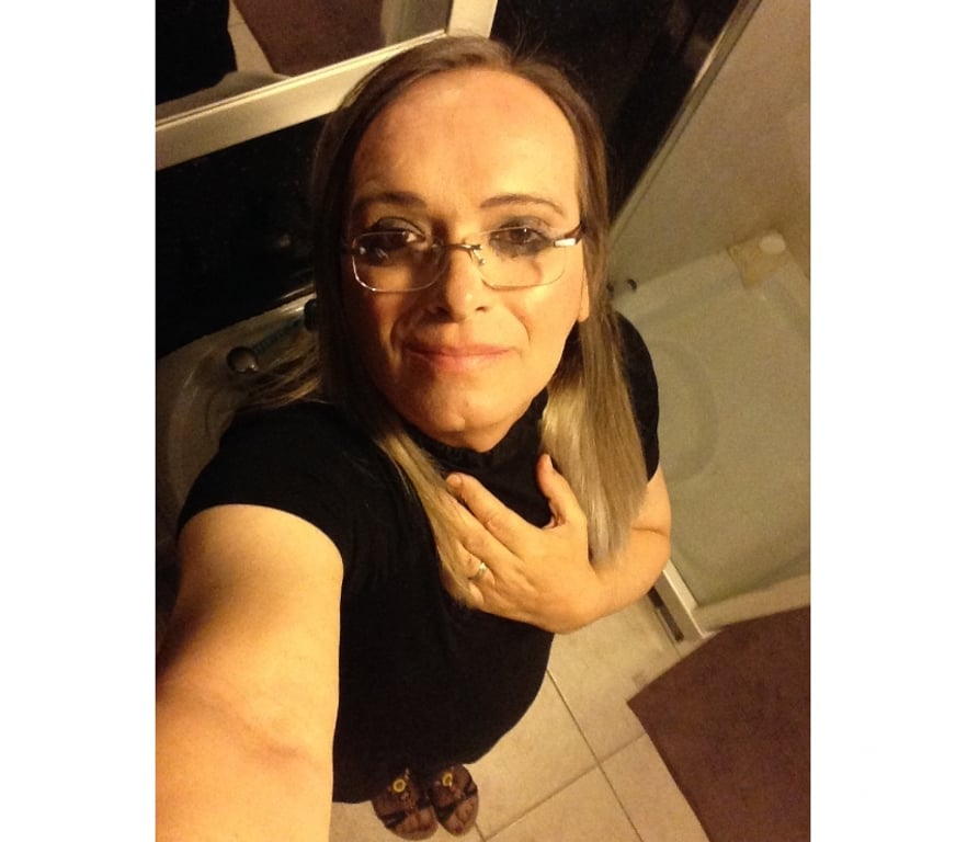 Escorts North Lanarkshire Motherwell - North Lanarkshire - Photos for Lovely Erotic Massage. HannahTrans-Woman