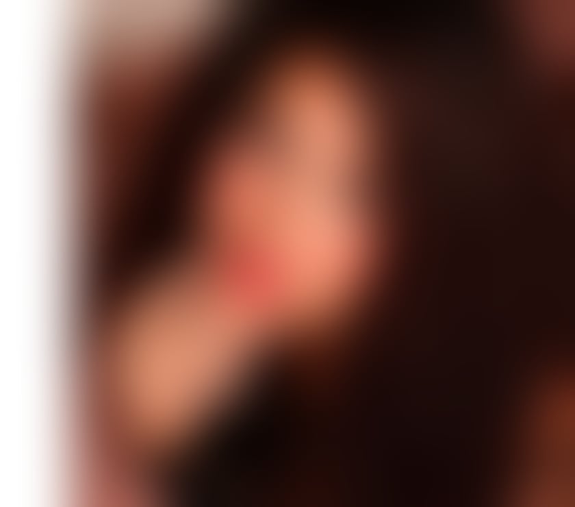 Beautiful party girl Lily 100% genuine