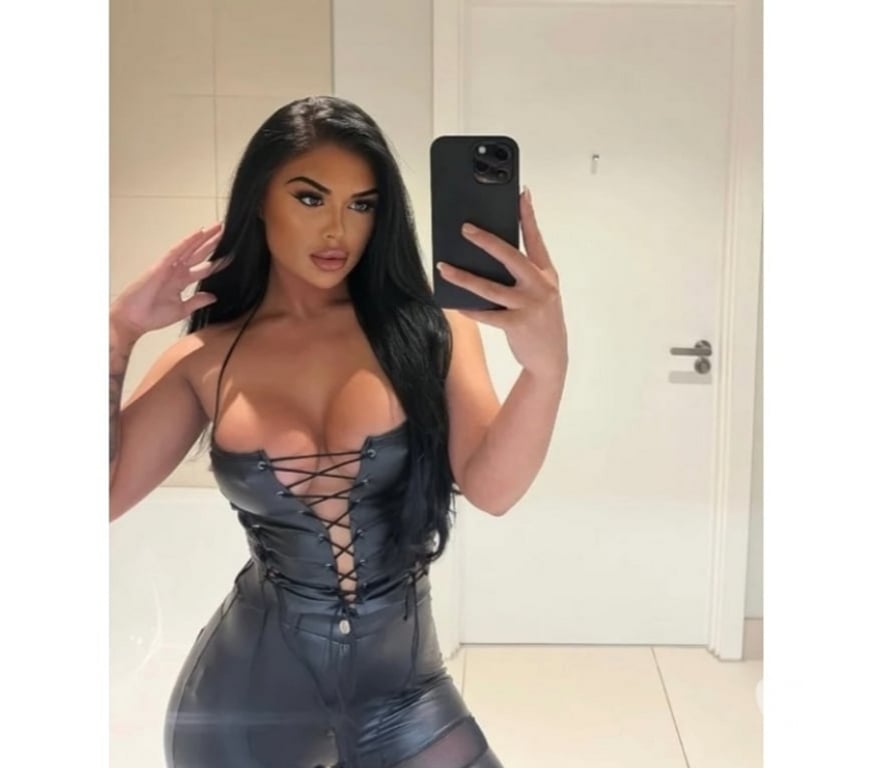 Escorts Norfolk Norwich - Photos for 🥂PARTY QUEEN🥂❤️OUTCALL