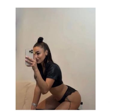 Photos for Funny and Sexy🔥Best BJ🔥Party Girl🥰