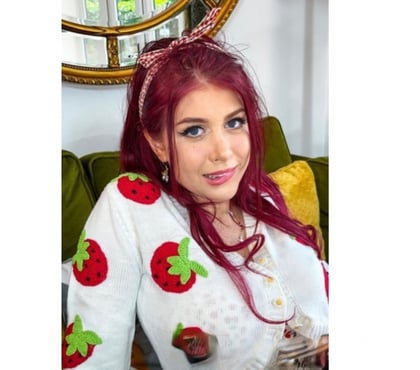  Escorts & Erotic Massage Wembley Brent - Photos for 🔥 Sonya – Slovak Redhead Beauty in Wembley 🔥