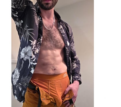 Gay escorts Glasgow City Centre Glasgow - Photos for Please send an sms or WhatsApp text to make a first contact.