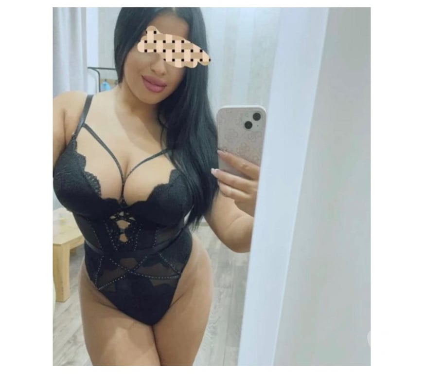 Escorts Newport - Wales Newport City Centre - Newport - Photos for 🥰Carina party girls dou available only outcall😍