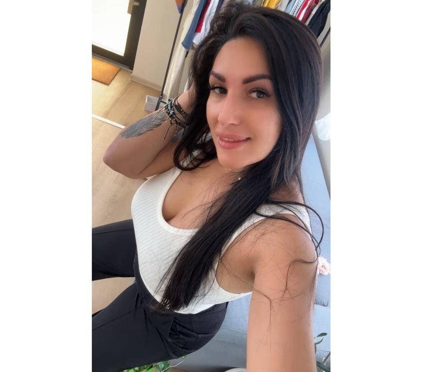 Adult Entertainment Glasgow Glasgow City Centre - Glasgow - Photos for Lora new here good content