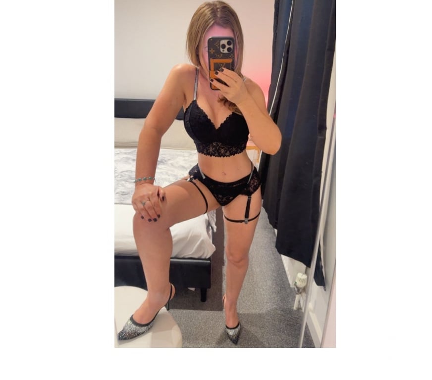 Escorts Hertfordshire St. Albans - Photos for QUEEN OF🔥KISS !OWO🍷MASSAGEM TANTRA