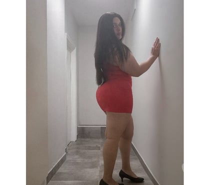 Transsexual Finsbury Park North London - Photos for TRANSGENDER SEXY CURVES BIG ASS Laura AVAILABLE