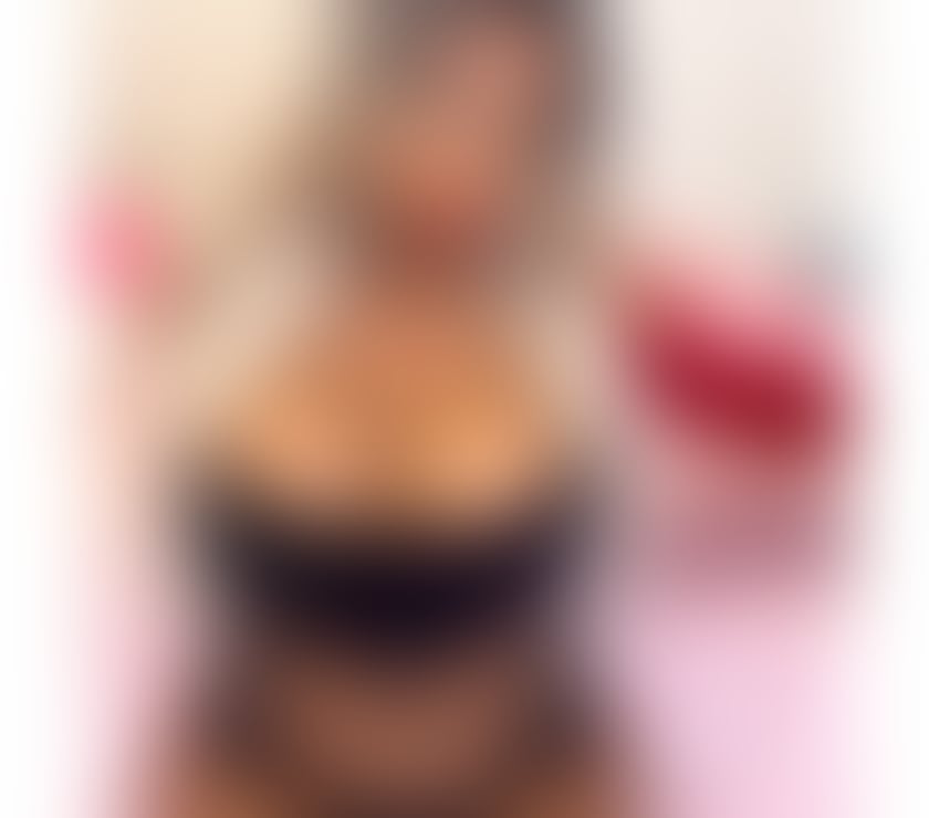 Escorts Greater Manchester Manchester - Photos for SASHA ONE DAY ONLY 😘 AFRICAN