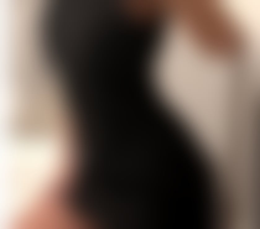 ❤️English Leggy Brunette Party Girl Late Night Discreet