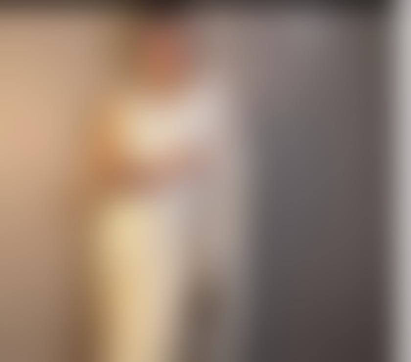 Escorts Slough Town Centre Slough - Photos for Hi pooja new indian girl in slough good service no rush