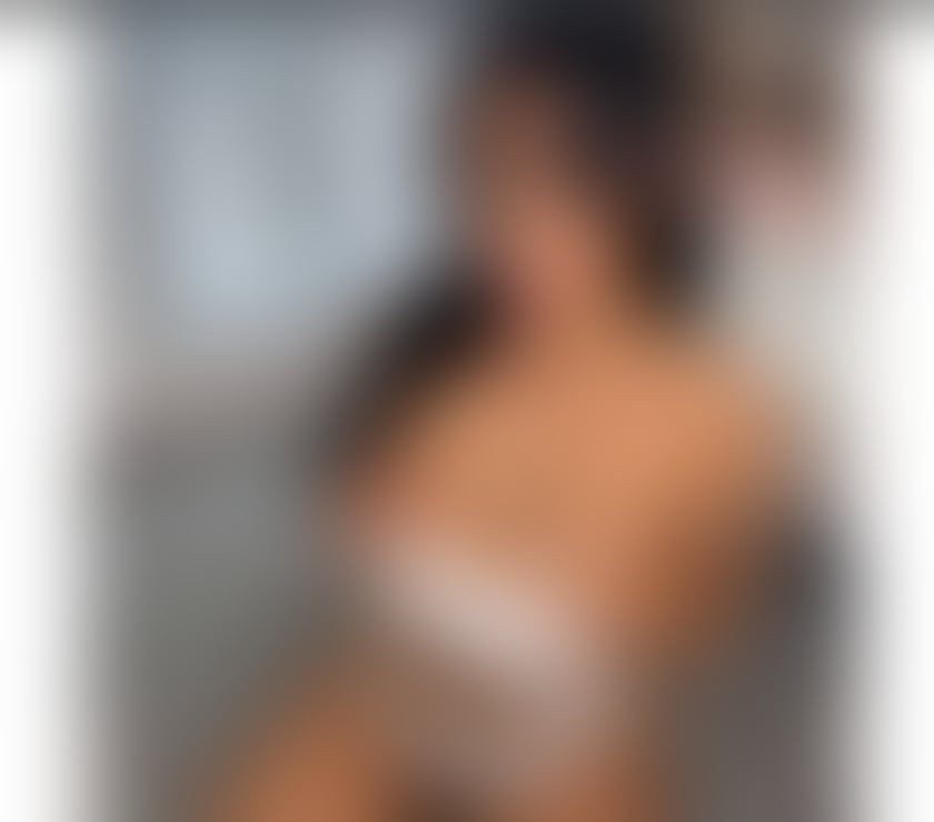 Escorts Slough Slough Town Centre - Slough - Photos for Hi zarra new I’m your town best bj best Indian girl