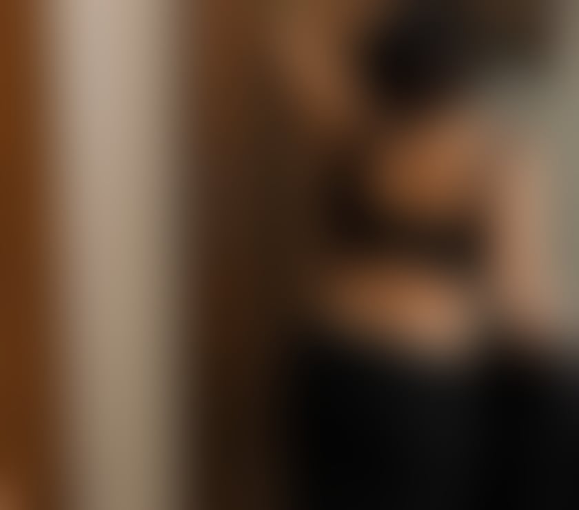 Escorts Slough Town Centre Slough - Photos for Hello available inoutcall from Pakistani 🇵🇰