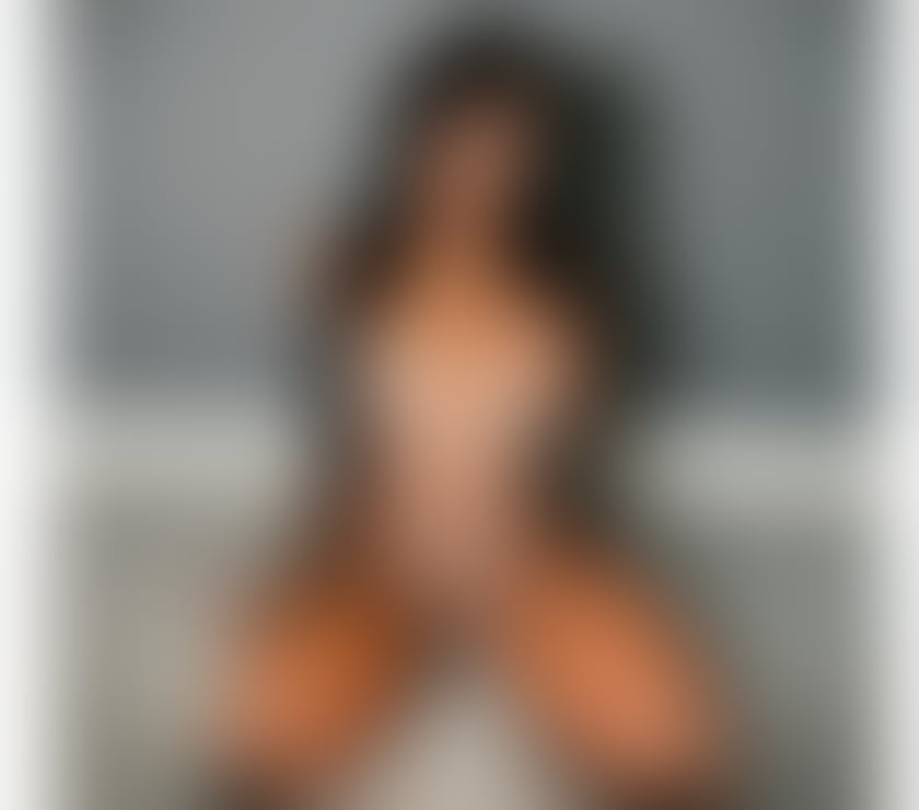 Escorts and Massages South Kensington South West London - Photos for Miss Oliveira The Queen of BDSM STRAPON