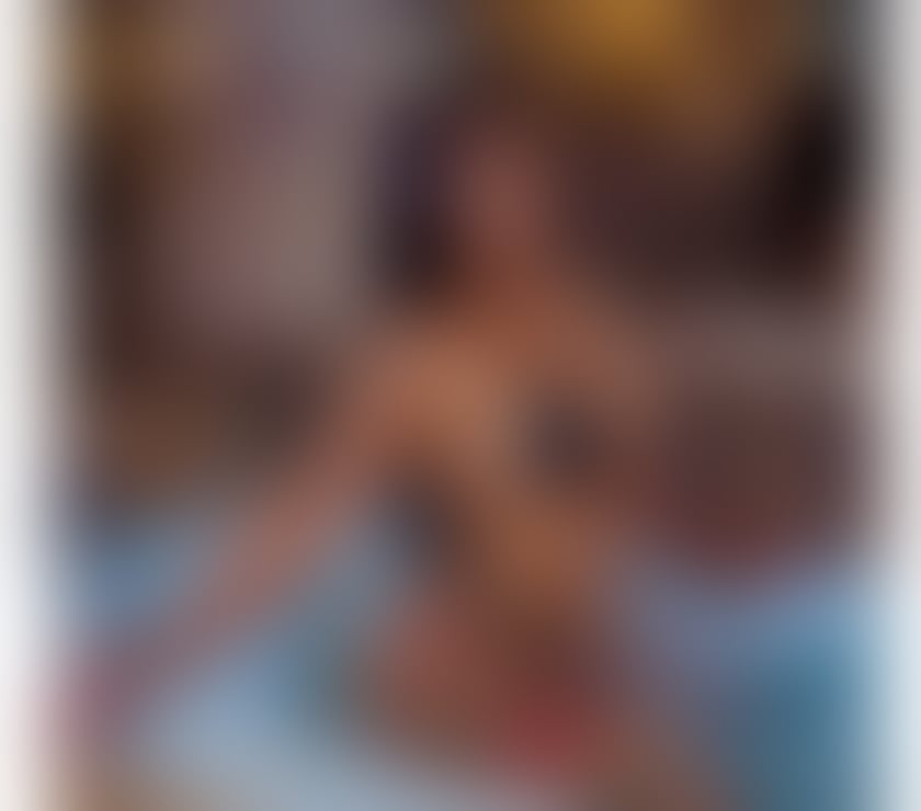 Escorts South West London South Kensington - South West London - Photos for Miss Oliveira The Queen of BDSM STRAPON