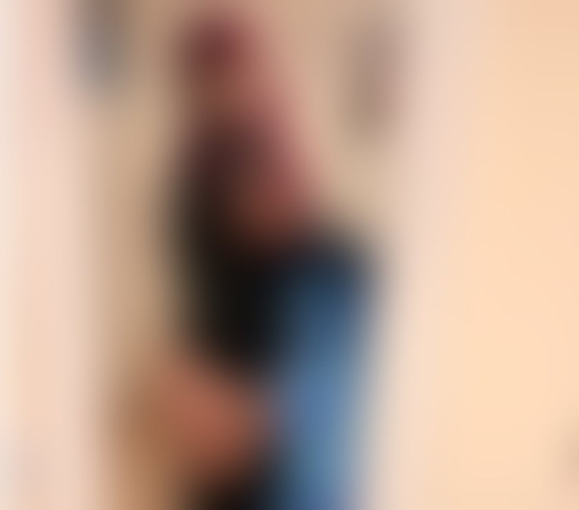 Julie mistress is in town