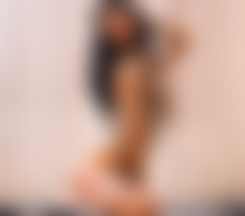 Escorts Wiltshire Swindon - Photos for Alice in Wonderland🎀Hot❤️‍🔥Party 🥳