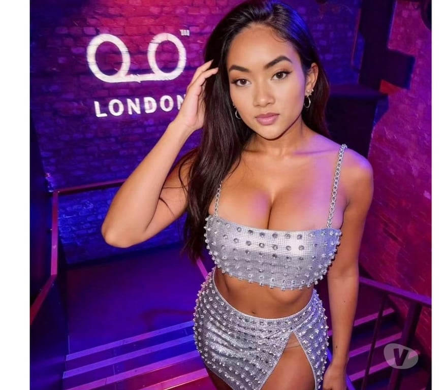 Escorts Nottinghamshire Nottingham - Photos for 🌟 Playful Companion · Private & Relaxed 🌟