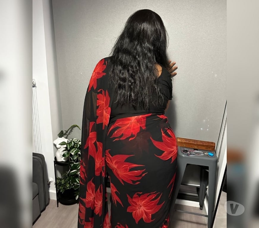 Escorts Buckinghamshire Milton Keynes - Photos for SHAALINI SOUTH INDIAN TAMIL CUBBY GIRL NEW IN MILTON KEYNES