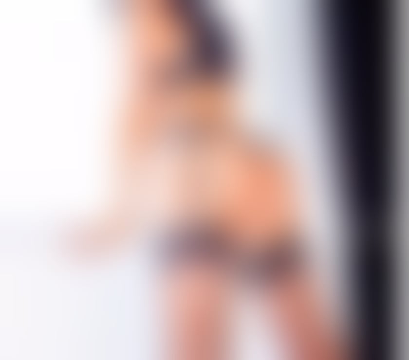 Trans Escorts Central London Tottenham Court Road - Central London - Photos for SANDRA PUTA- AVAILABLE 24 7