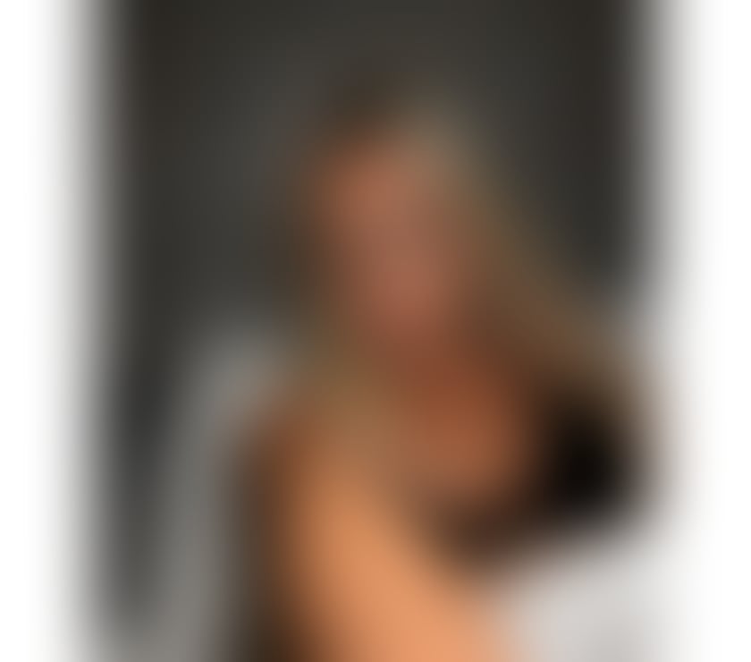 Photos for Text me ( new rules from viva so we keep it decent here)