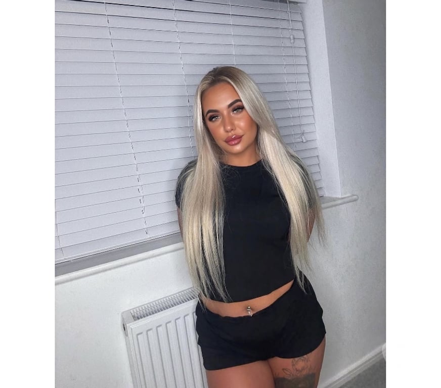 Adult Entertainment East London London City Airport - DLR Station - East London - Photos for Text me ( new rules from viva so we keep it decent here)