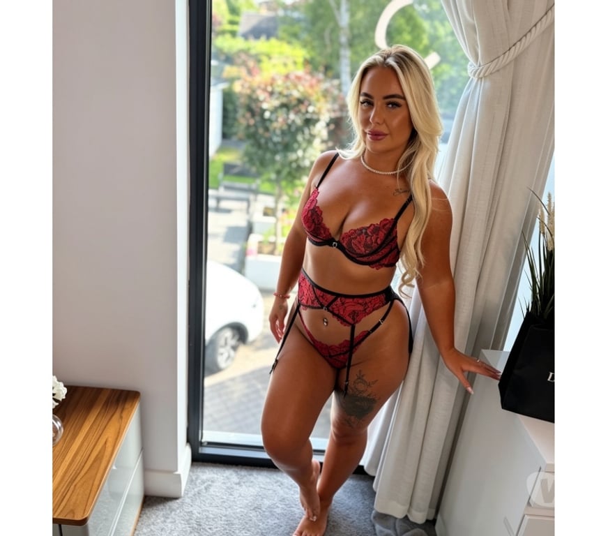 Adult Entertainment East London London City Airport - DLR Station - East London - Photos for Text me ( new rules from viva so we keep it decent here)