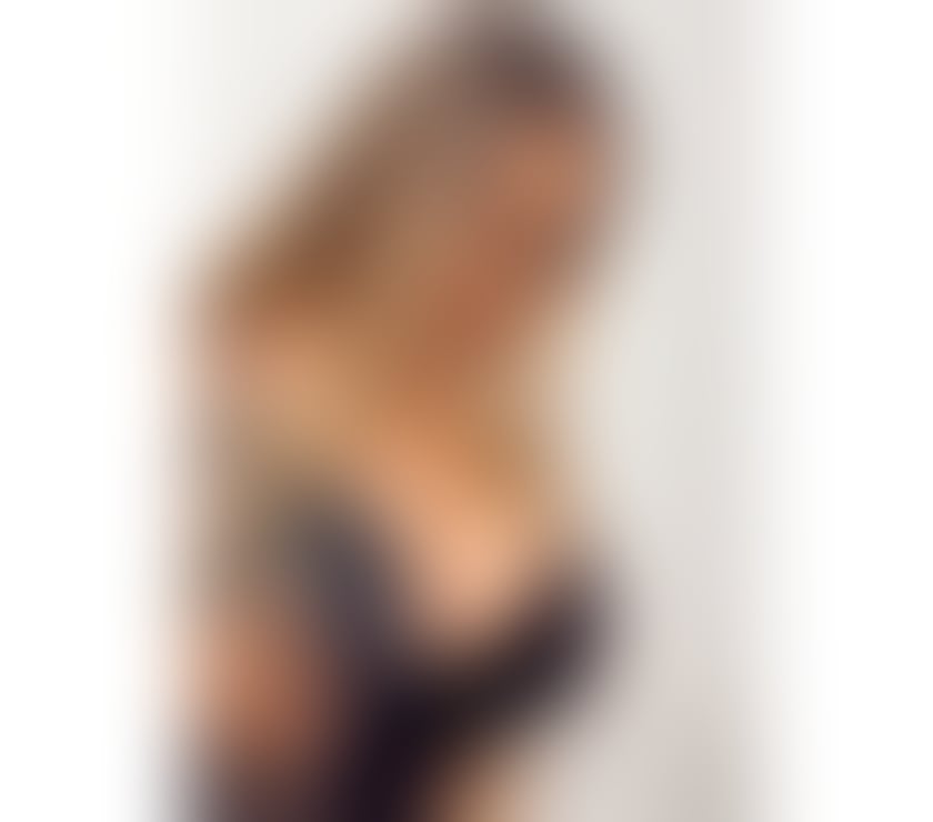 Escorts Hertfordshire Watford - Photos for Selena 🫶🏼 only for 3 days at your place in the city!!