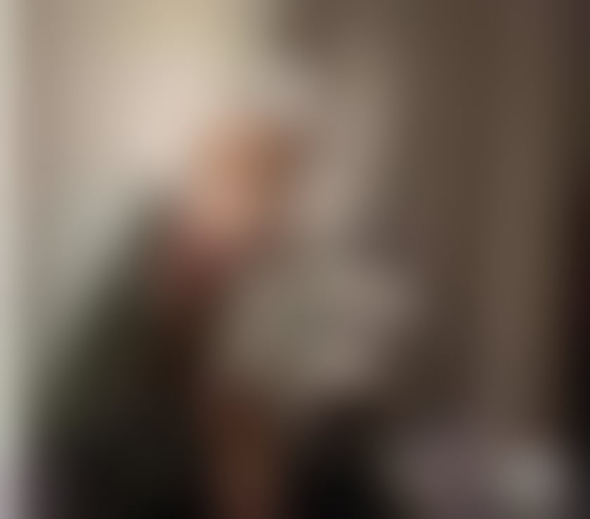 Escorts and Massages Halifax Calderdale - Photos for best ever services Party girls