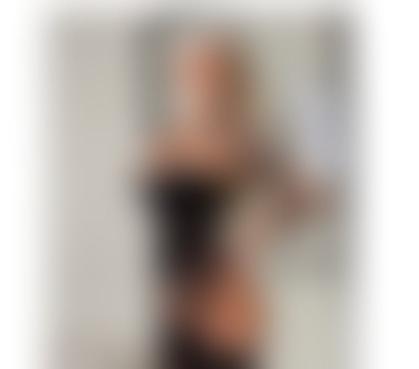 Hi, I'm Reea, the new blonde in town, call me