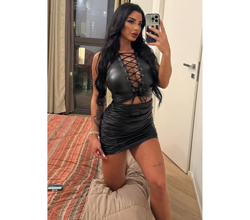 Escorts Gloucestershire Tewkesbury - Photos for 🫦🍑✨OUTCALL AND INCALL🍑✨🍑🍑