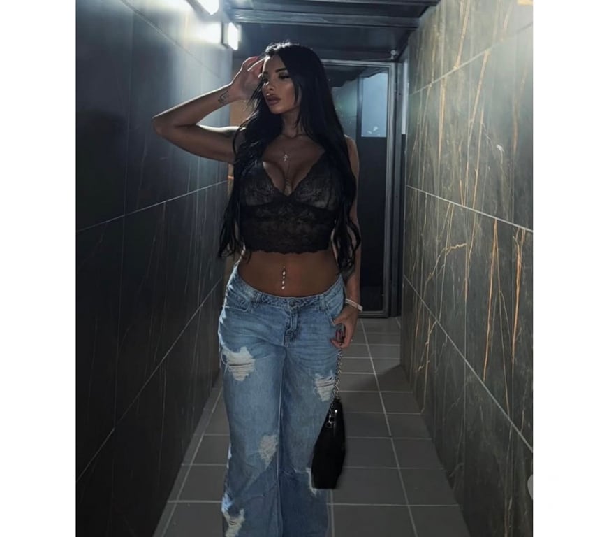 Escorts Gloucestershire Tewkesbury - Photos for 🫦🍑✨OUTCALL AND INCALL🍑✨🍑🍑