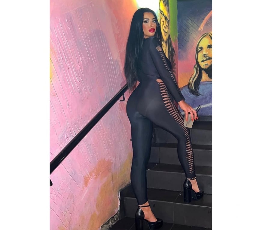 Escorts Gloucestershire Tewkesbury - Photos for 🫦🍑✨OUTCALL AND INCALL🍑✨🍑🍑