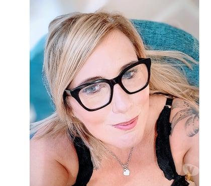 French Kissing Escorts & Erotic Massage Baldovan Dundee - Photos for Rachel english curvy temptress