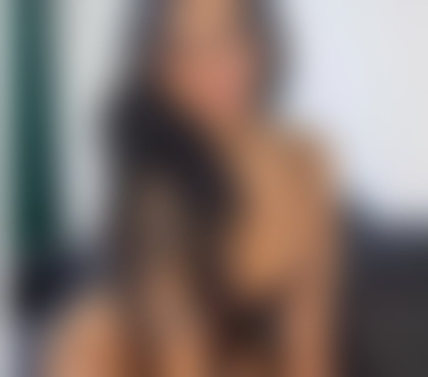  Escorts Oxford City Centre Oxford - Photos for 🖤LARA NEW IN TOWN OUTCALL ONLY 🖤