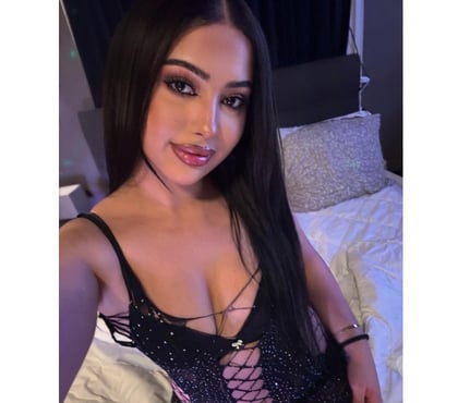  Escorts & Erotic Massage Lincoln City Centre Lincoln - Photos for SOPHIE🔥HOT BRUNETTE😈PARTY NOW🔞💦🥃