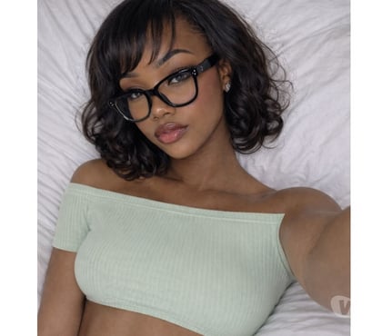 Escorts and Massages Swindon Town Centre Swindon - Photos for 🔥🔥Stunning new bombshell in town🔥🔥