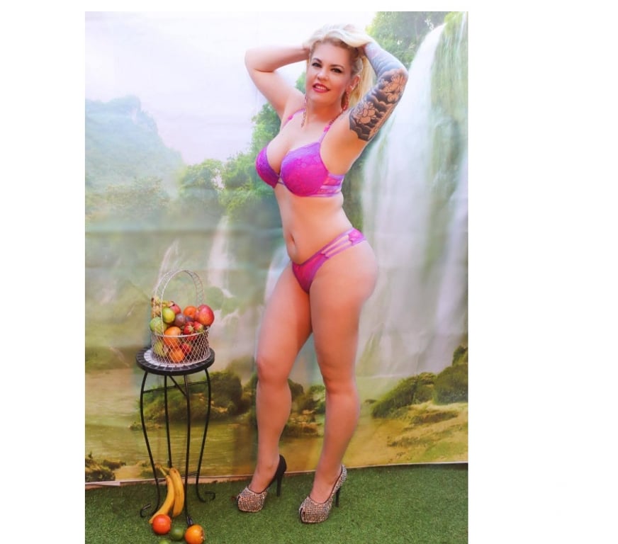 Escorts Hertfordshire Dacorum - Photos for Ella brazilian bombshell