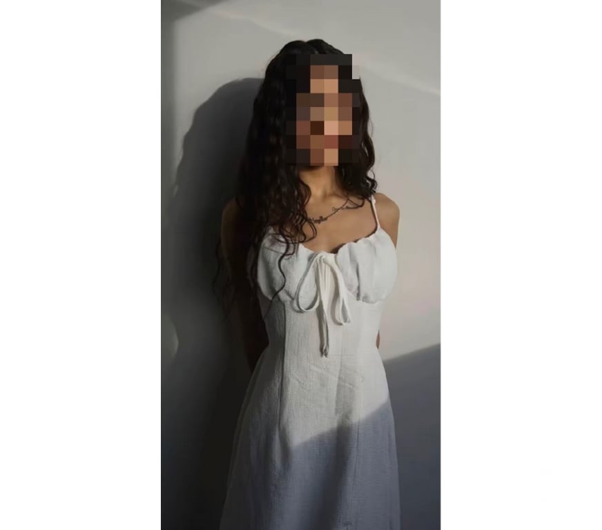 Escorts East London Aldgate East Station - East London - Photos for Petite princess