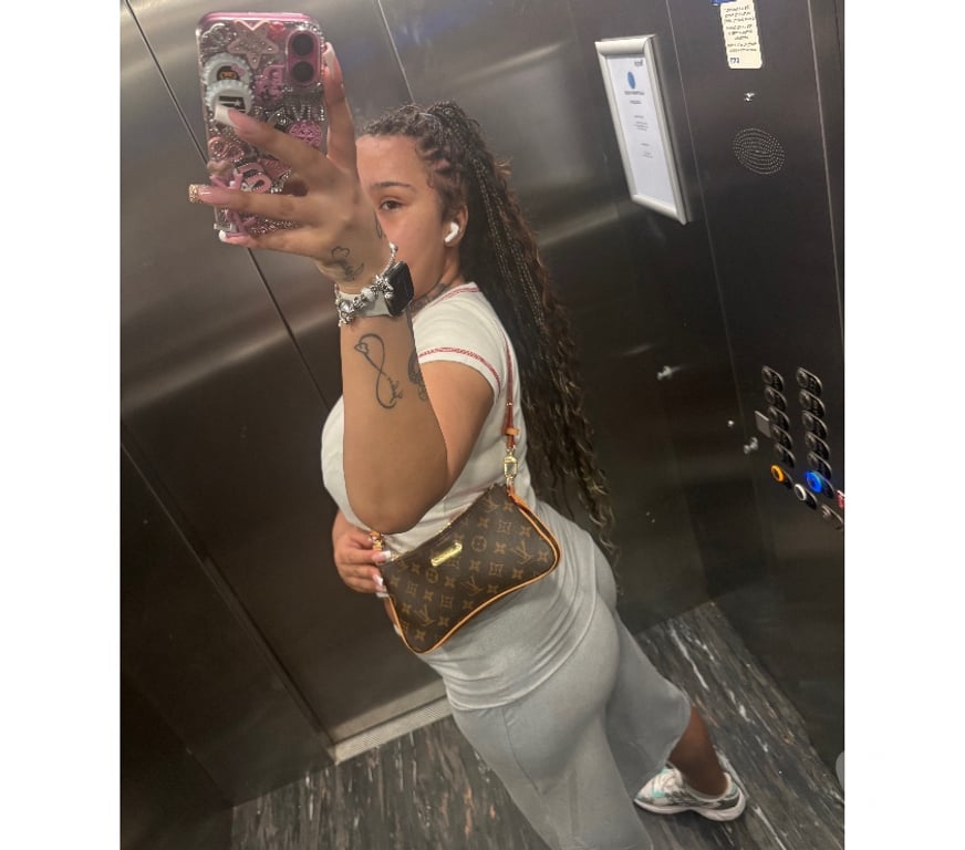Escorts West Midlands Birmingham - Photos for NAUGHTIEST 👀 247🥳 BIG LIPS🫦 DISCREET🤫