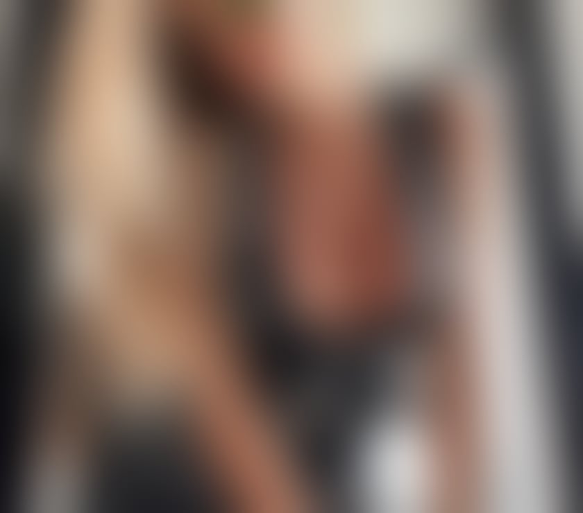 Trans Escorts Merseyside Liverpool - Photos for Angelina, a Colombian trans woman, in the center of Liverpoo