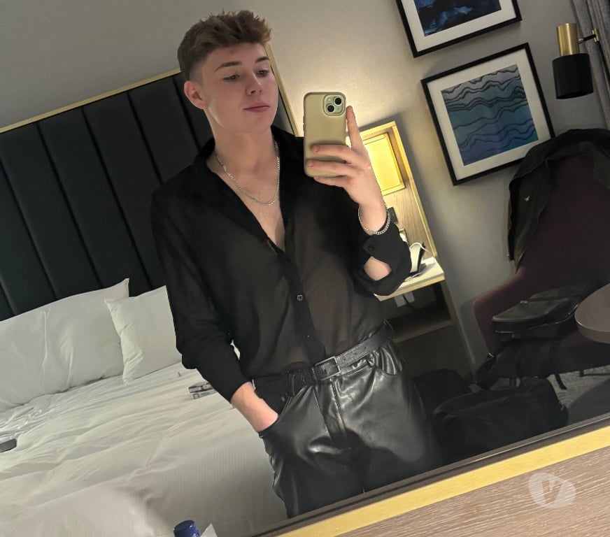  Gay massage Derbyshire Chesterfield - Photos for DiscreeTwnkBottom