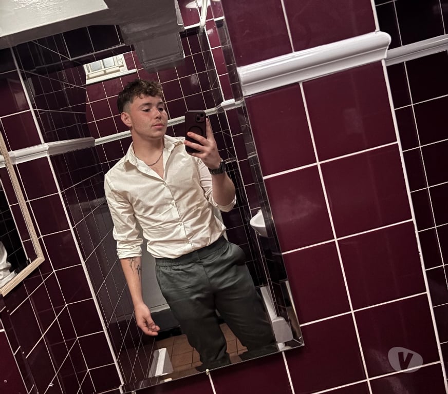  Gay massage Norfolk Norwich - Photos for DiscreeTwnkBottom