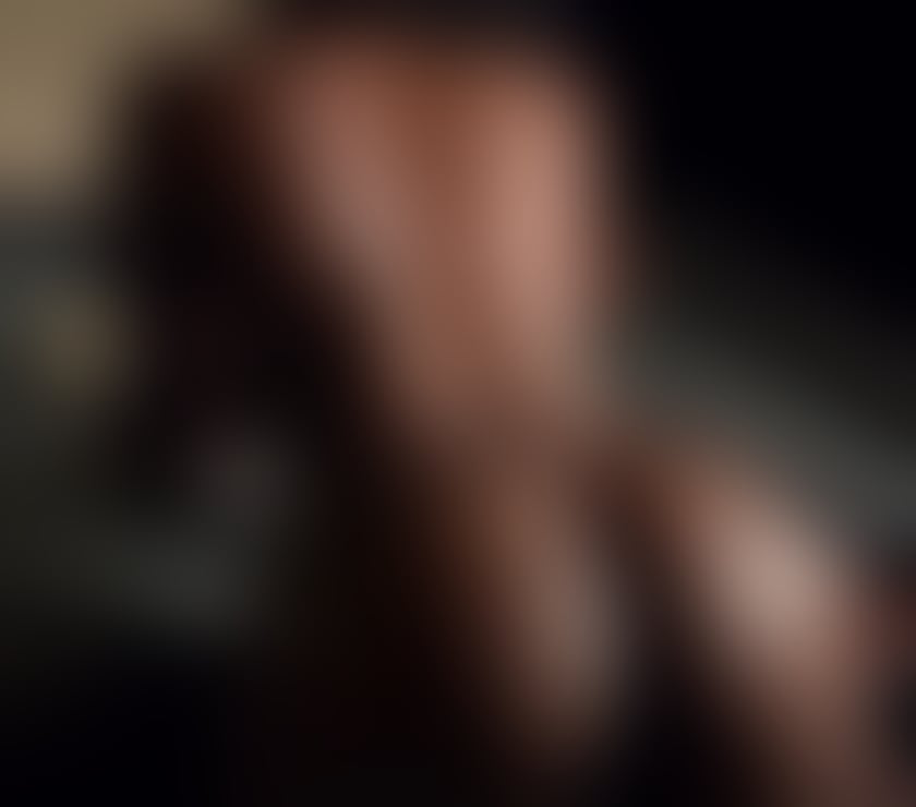 African girl newly arrived in the city