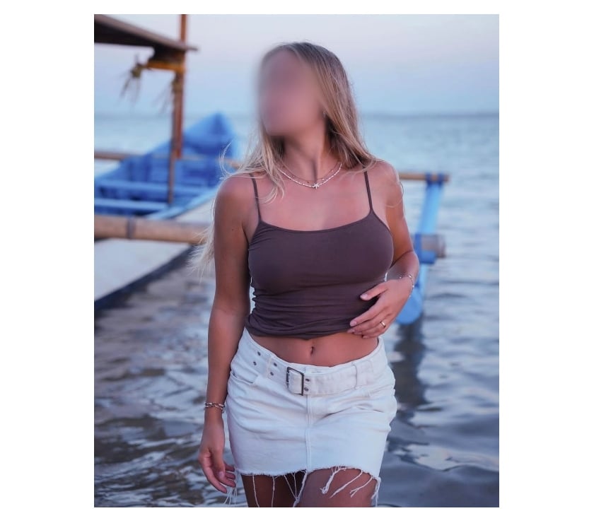Escorts Hampshire Rushmoor - Photos for Hi Guys! Im Caroline New girl in Cheam✨️✨️😘😘