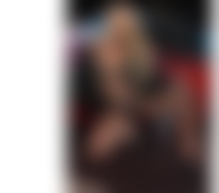 Escorts South West London Battersea - South West London - Photos for VIP exclusive Playmate 34HH busty the biggest in Uk