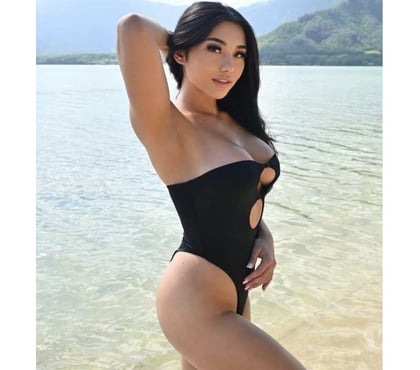 Duo Escorts & Erotic Massage Newport City Centre Newport - Wales - Photos for 3 🌺 Tranquil Presence · Gentle