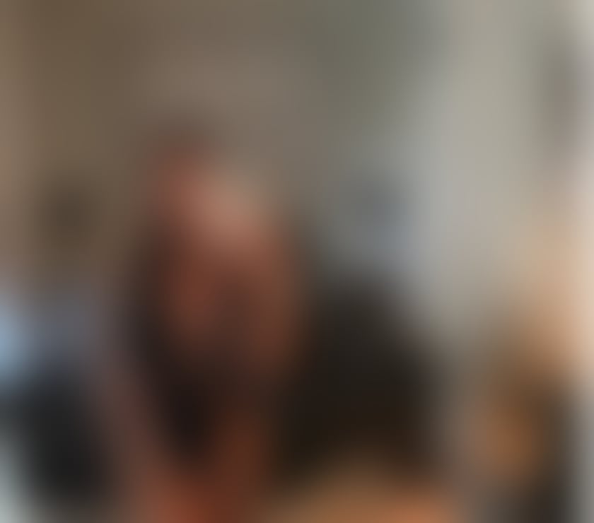  Escorts Reading Town Centre Reading - Photos for Hi boy's call me for good party incall outcall good service