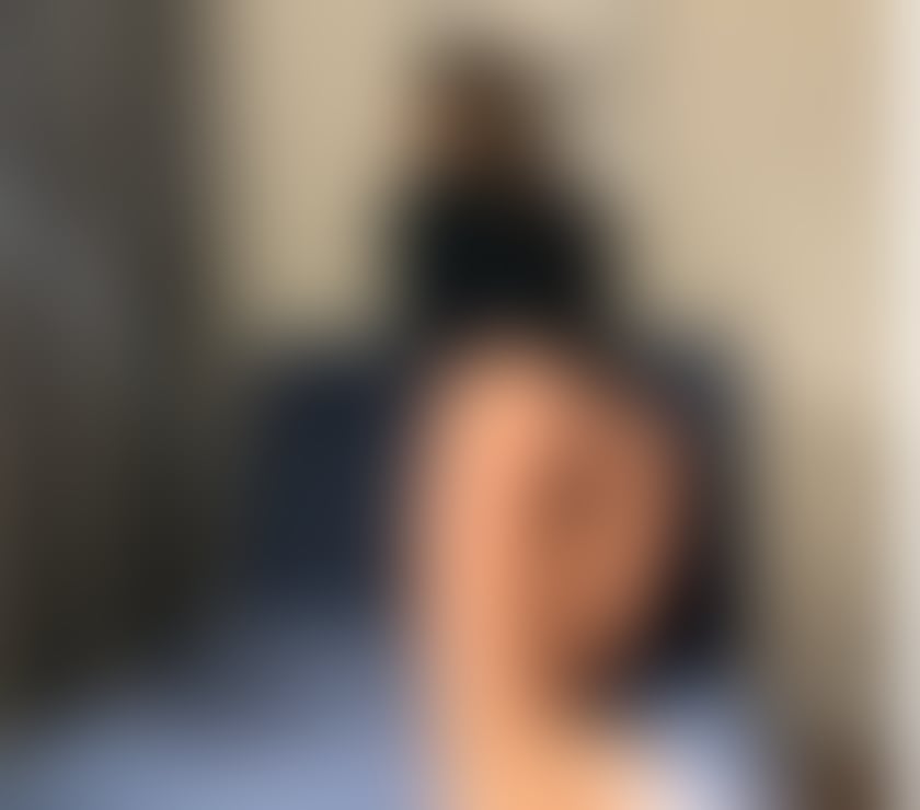 Escorts Surrey Guildford - Photos for Good girl full service Now in Town party