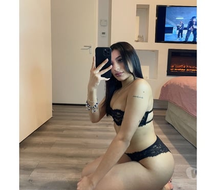 Escorts Woolwich South East London - Photos for Maya new girl 🔞🍾 party girl ☎️ 24-7 ⭐🔝