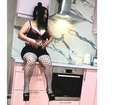  Escorts Nottingham City Centre Nottingham - Photos for Party girl EVELIN no rush service duo